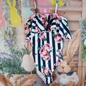 🛝 Kids Black & White Striped Floral One-Piece Swimsuit